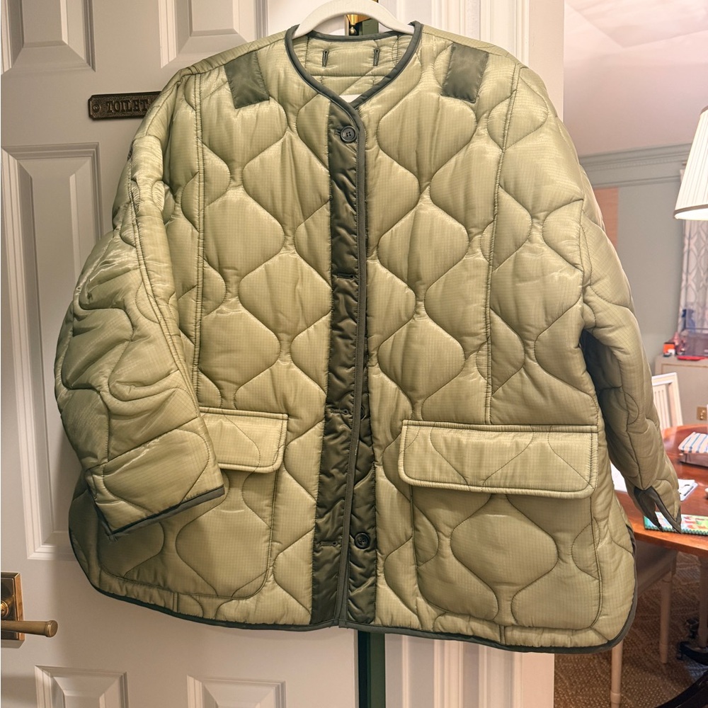 The Frankie Shop Quilted Teddy Jacket